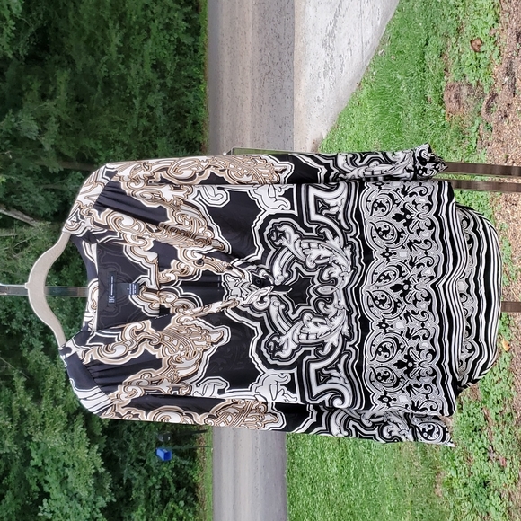 5/$25 - Relaxed fit 😌 INC blouse, sz 2 - Picture 2 of 8